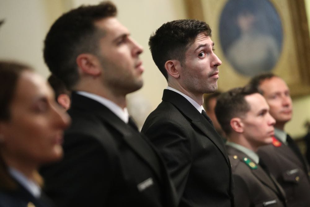 ΓΕΕΘΑ: Έβαλαν στρατιωτικά Πετρούνιας, Τεντόγλου και άλλοι Ολυμπιονίκες (pics) runbeat.gr